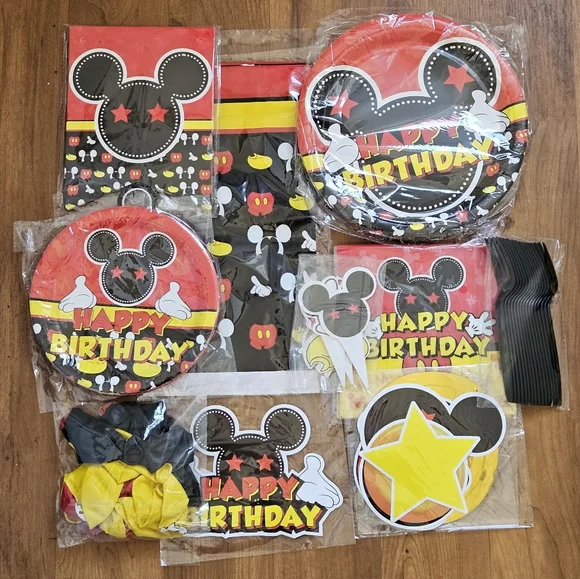 NIB Mickey Mouse Birthday decoration kit. - Picture 1 of 3